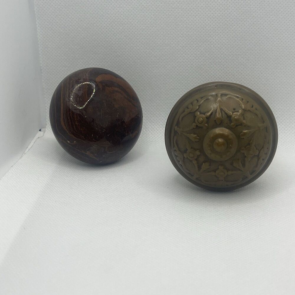 Antique Brass Round Door Knob Gold Ornate Design Salvage & Brown Swirl Knob